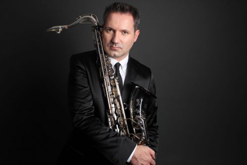 René Reuter ist ein einzigartiger Saxophonist. Zu Menden à la carte kommt er mit der kongenialen Anna Schenk.
