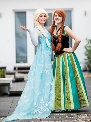 Wunderschöne Prinzessinen werden die kleinen Gäste von Menden à la carte zur Eröffnung begeistern.