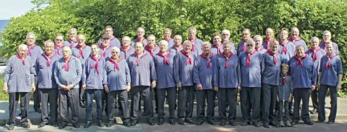 Der Shantychor Lendringsen: Das sind 47 Sänger und mehrere Begleitmusiker.